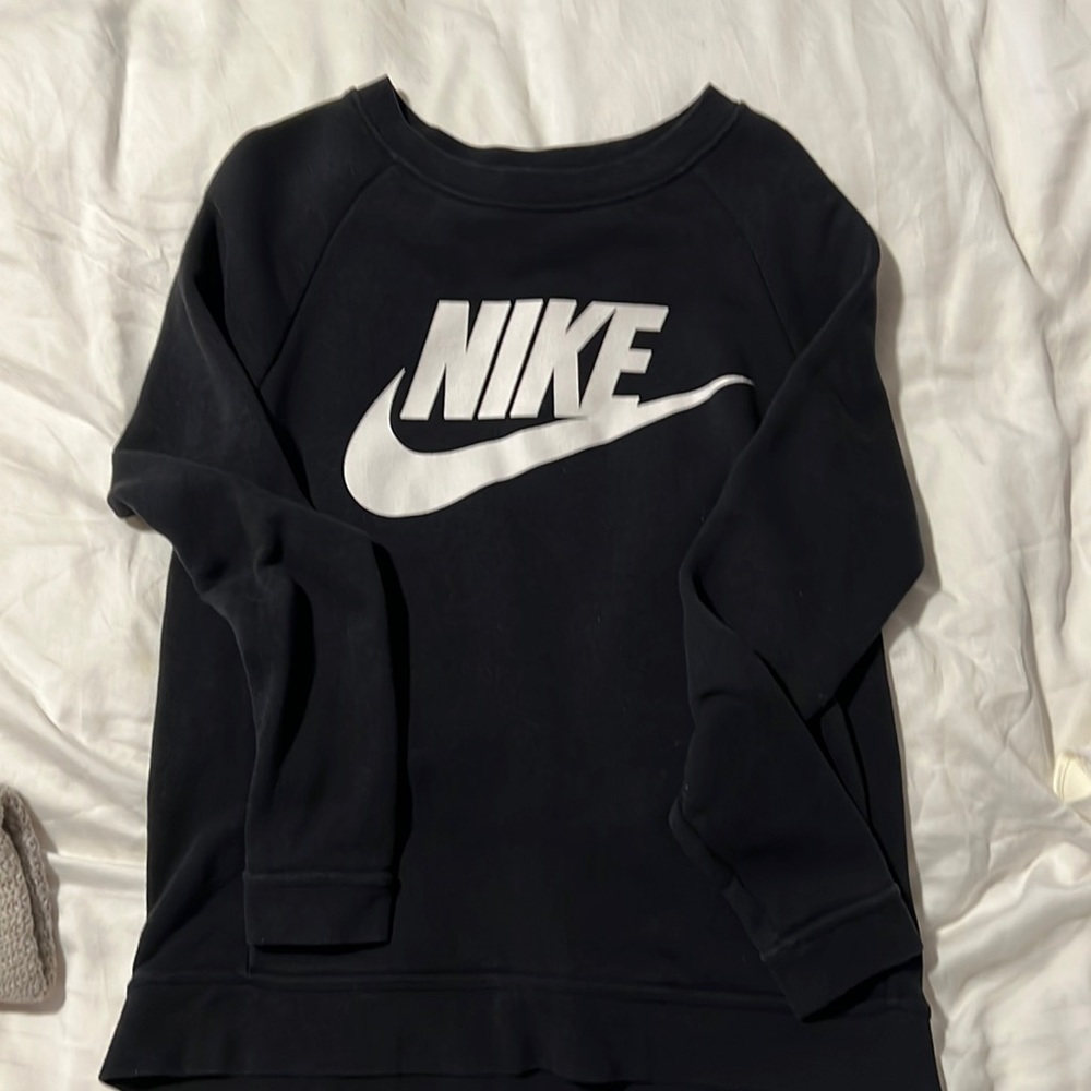 Nike sweatshirt